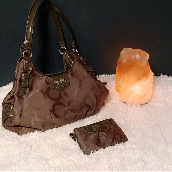 Coach Handbags - Coach | Madison OP Art Maggie Purse & Wristlet